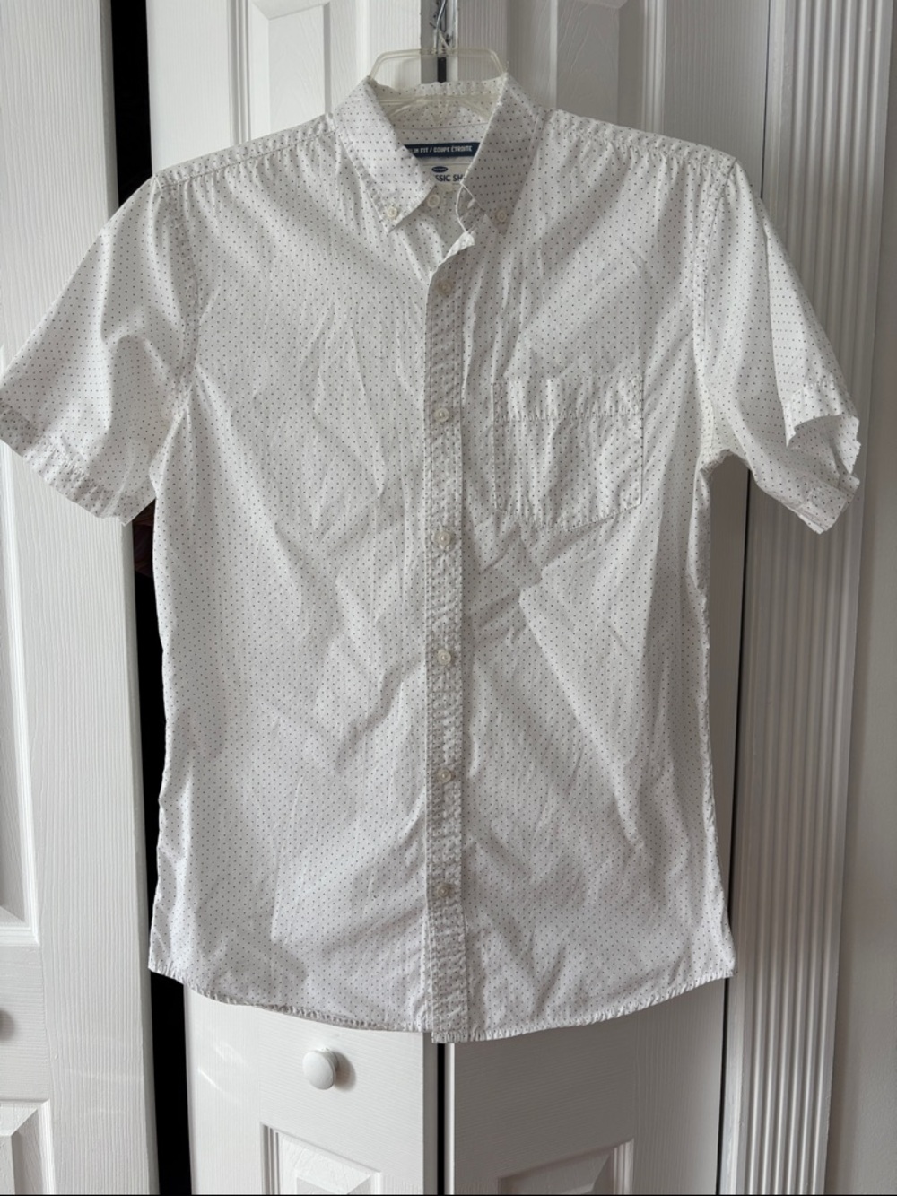Old Navy White Short-Sleeve Button-Down with Micro Dot Print